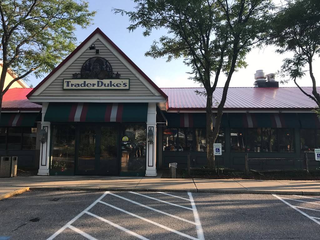 Dukes Public House | restaurant | 1117 Williston Rd, South Burlington, VT 05403, USA | 8026580250 OR +1 802-658-0250