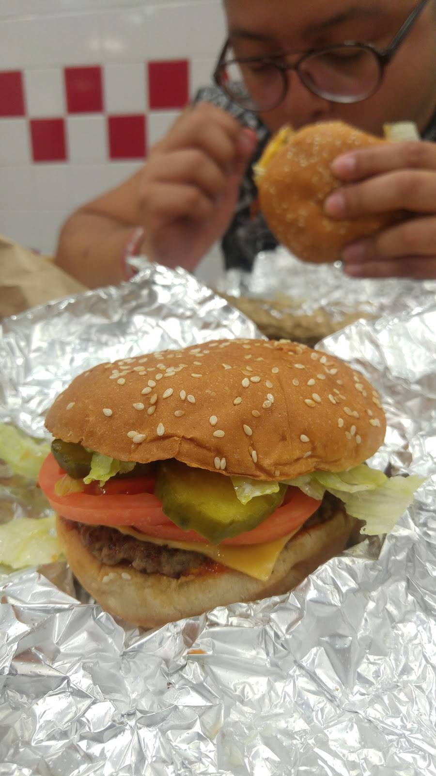 Five Guys | meal takeaway | 8850 Tampa Ave, Northridge, CA 91324, USA | 8189931390 OR +1 818-993-1390