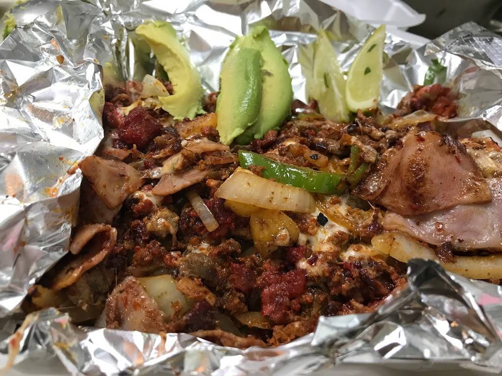 El Oaxaqueno | restaurant | 830 E Pioneer Pkwy, Arlington, TX 76010, USA | 8175170984 OR +1 817-517-0984