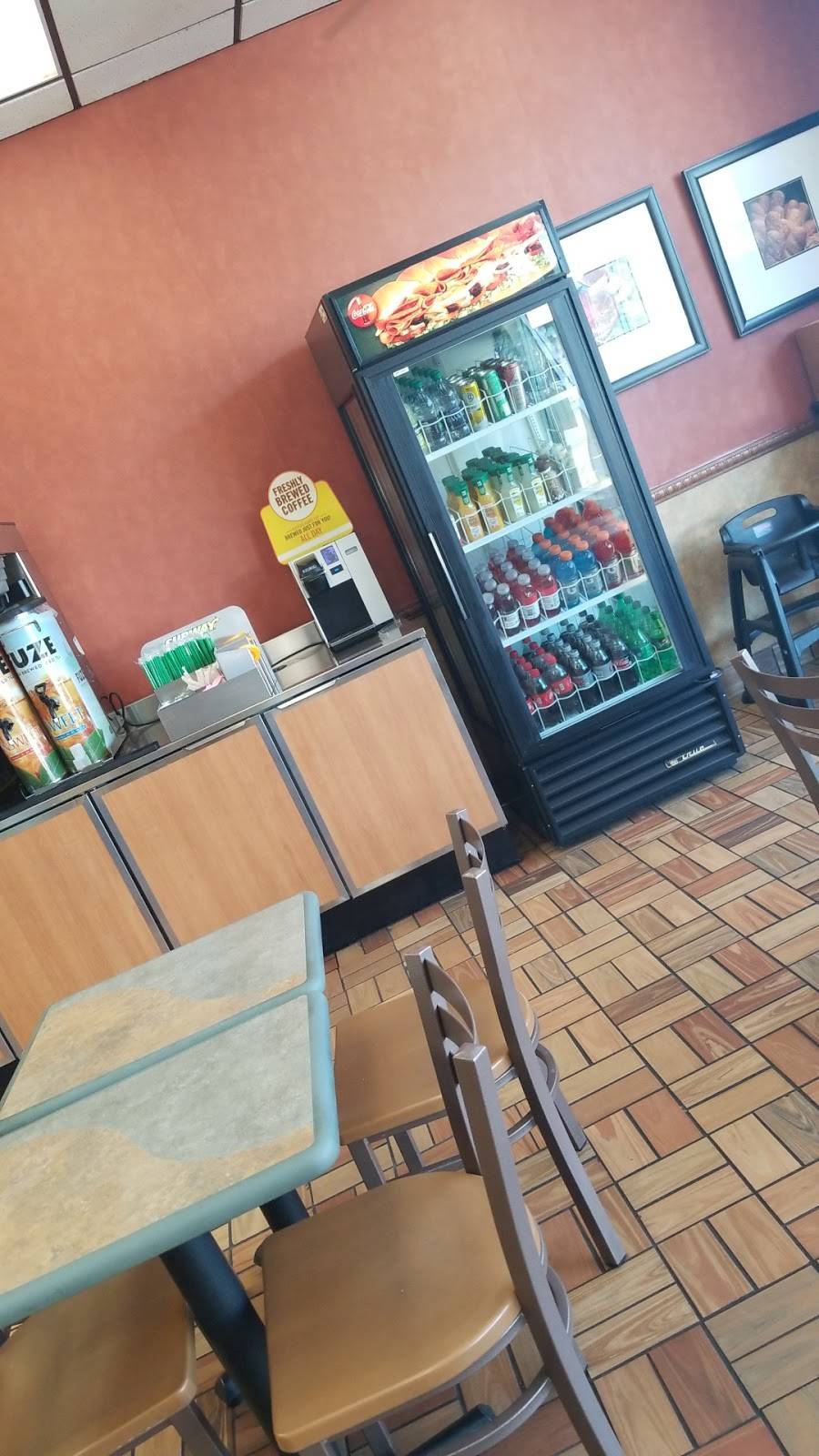 Subway Restaurants | restaurant | 2025 7th St S, Clanton, AL 35045, USA | 2057550609 OR +1 205-755-0609