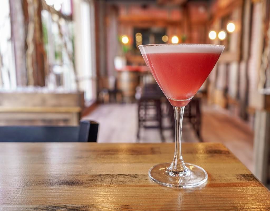 Brews & Barrels | restaurant | 625 Center Point Way, Gaithersburg, MD 20878, USA | 2409127736 OR +1 240-912-7736