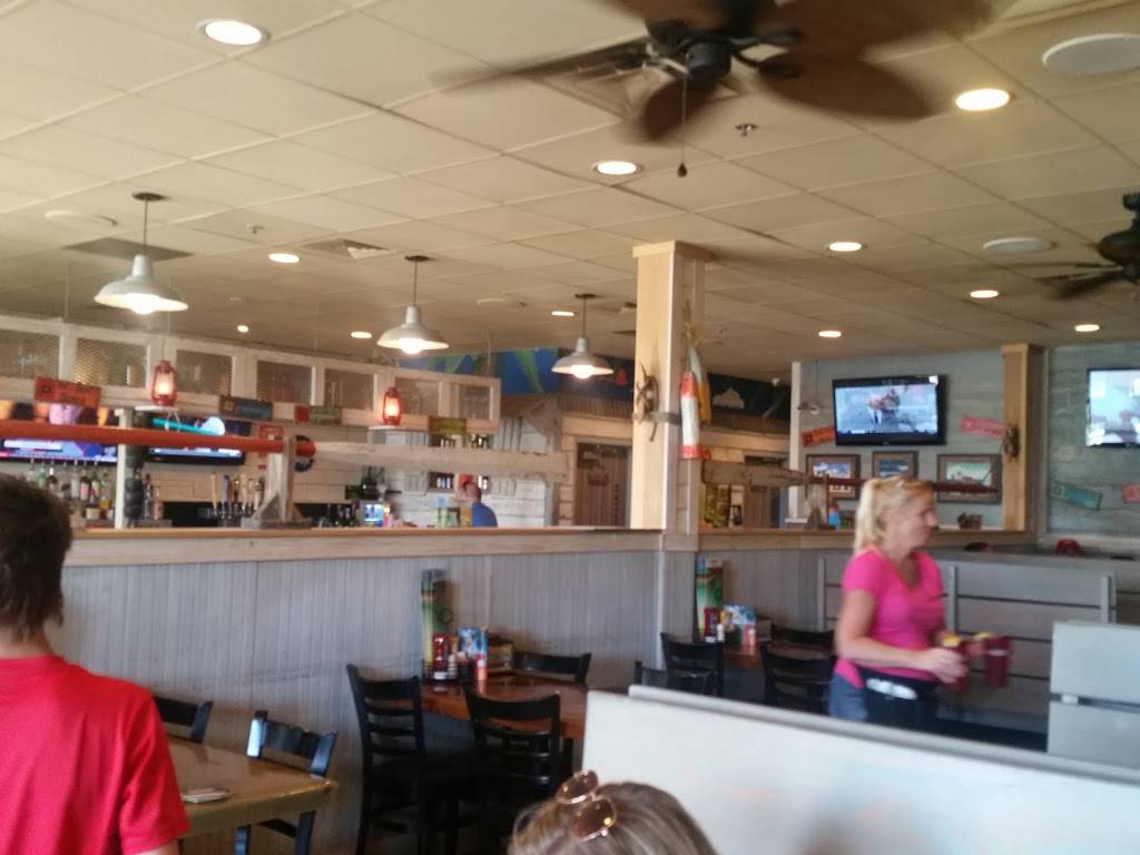 Hurricane Grill & Wings | meal takeaway | 7100 Fairway Dr, Palm Beach Gardens, FL 33418, USA | 5617752522 OR +1 561-775-2522