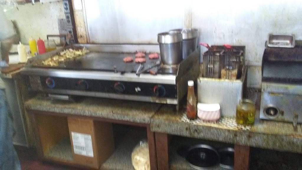 Biddies Grill Home of Jerrys | restaurant | 1155 E Andrews Ave, Henderson, NC 27536, USA | 2524387172 OR +1 252-438-7172