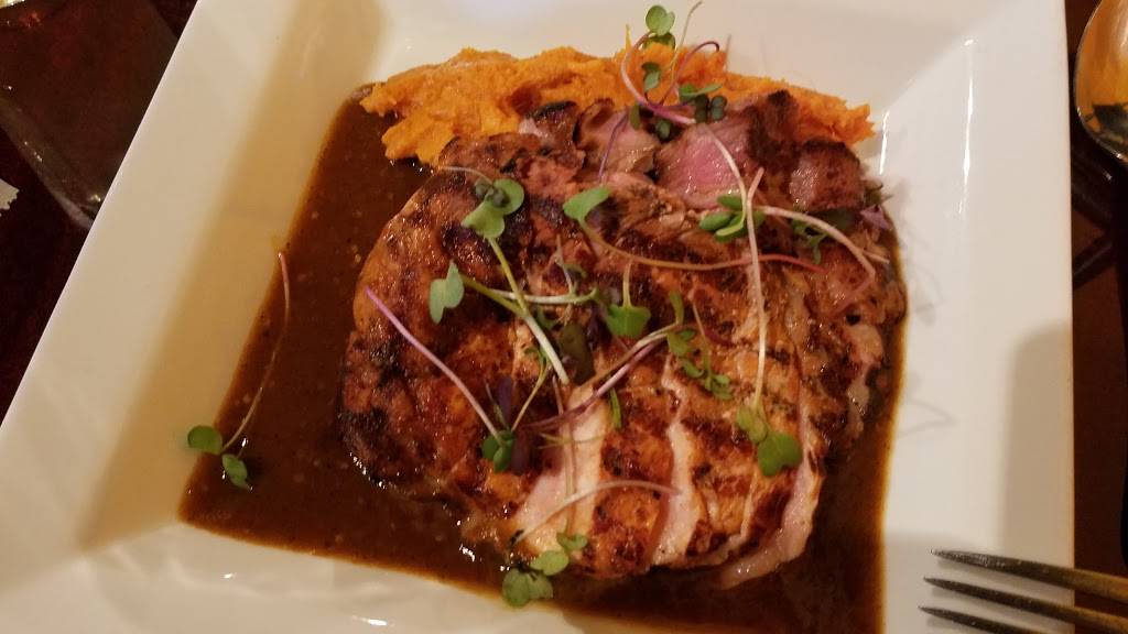 Ixcateco Grill | restaurant | 3402 W Montrose Ave, Chicago, IL 60618, USA | 7735395887 OR +1 773-539-5887