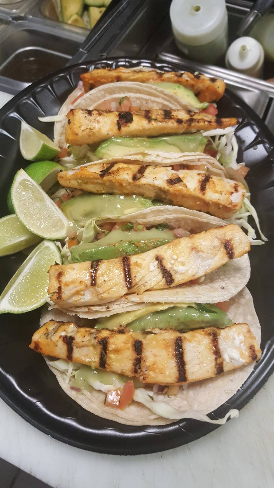 Baja Fresh | restaurant | 8101 E Brundage Ln, Bakersfield, CA 93307, USA | 6613660666 OR +1 661-366-0666