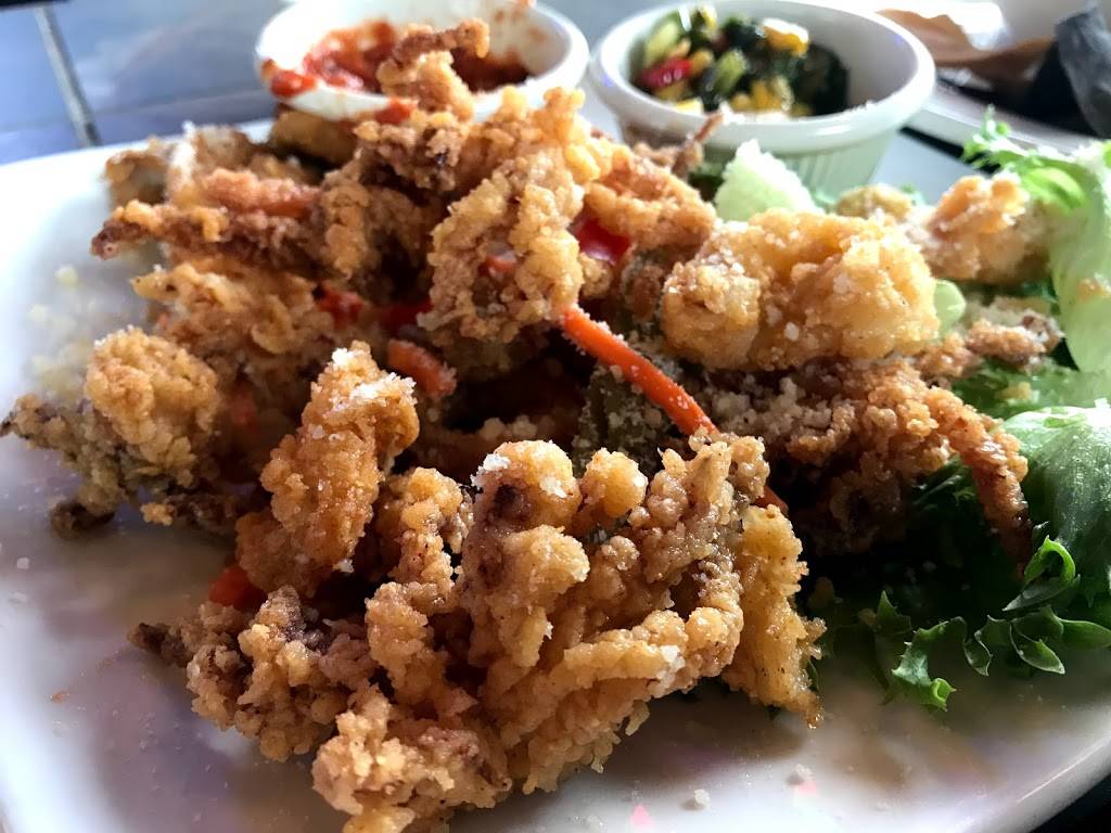 Bass Lake Taverne & Inn | restaurant | 426 South St, Chardon, OH 44024, USA | 4402853100 OR +1 440-285-3100