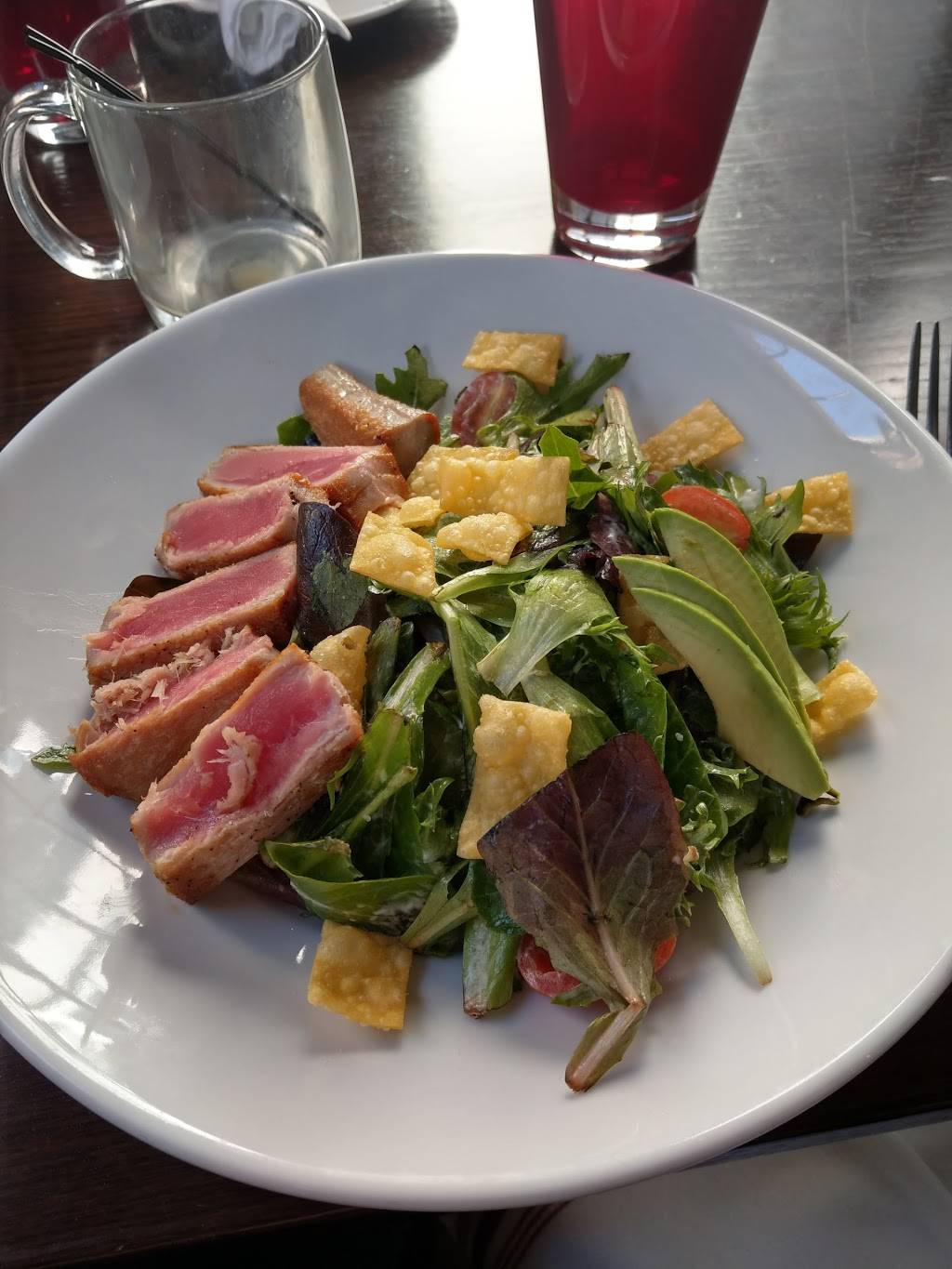 Bar Deco | restaurant | 717 6th St NW, Washington, DC 20001, USA | 2027745867 OR +1 202-774-5867