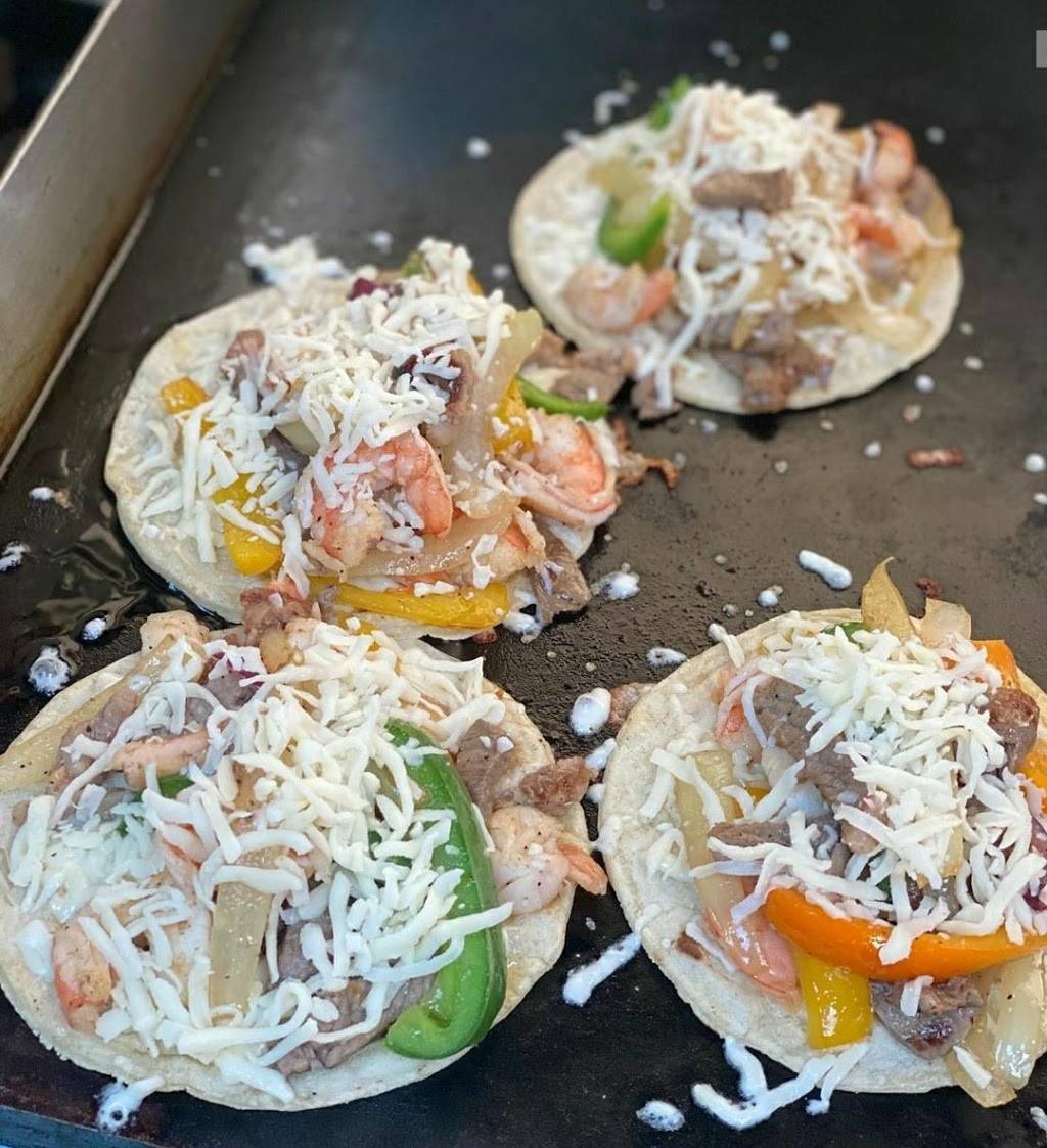 Mariscos El Katrin | restaurant | 3698-3600 Gateway Center Ave, San Diego, CA 92102, USA | 6197798880 OR +1 619-779-8880