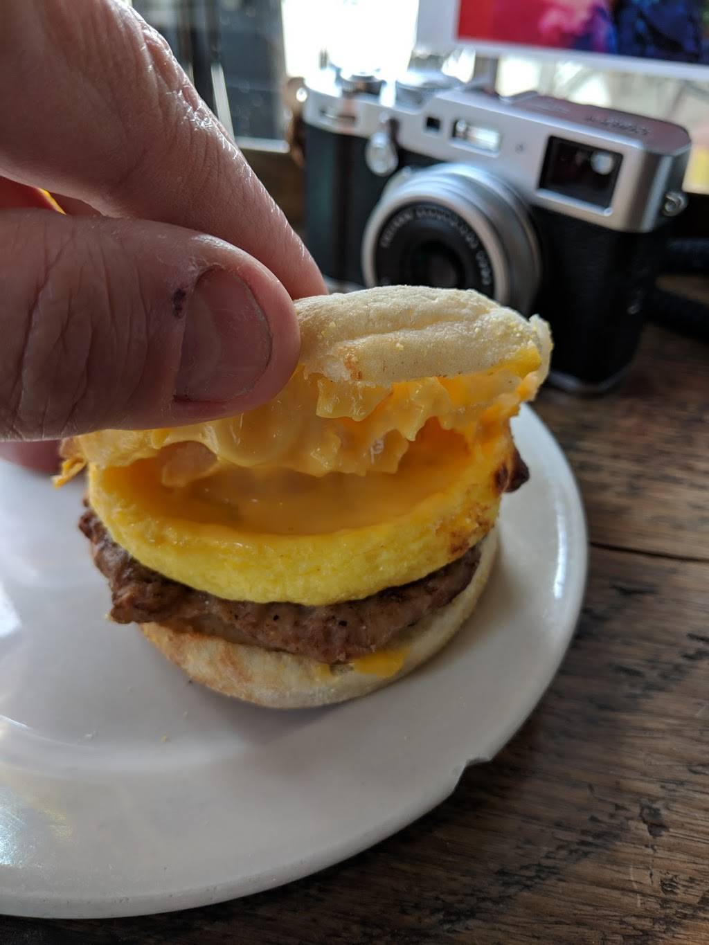 Fuel Cafe Center Street | cafe | 818 E Center St, Milwaukee, WI 53212, USA | 4143743835 OR +1 414-374-3835