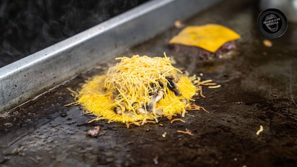 11:11 Burgers & Beignets | restaurant | 718 W Johnson St, Fond du Lac, WI 54935, USA | 9202668005 OR +1 920-266-8005