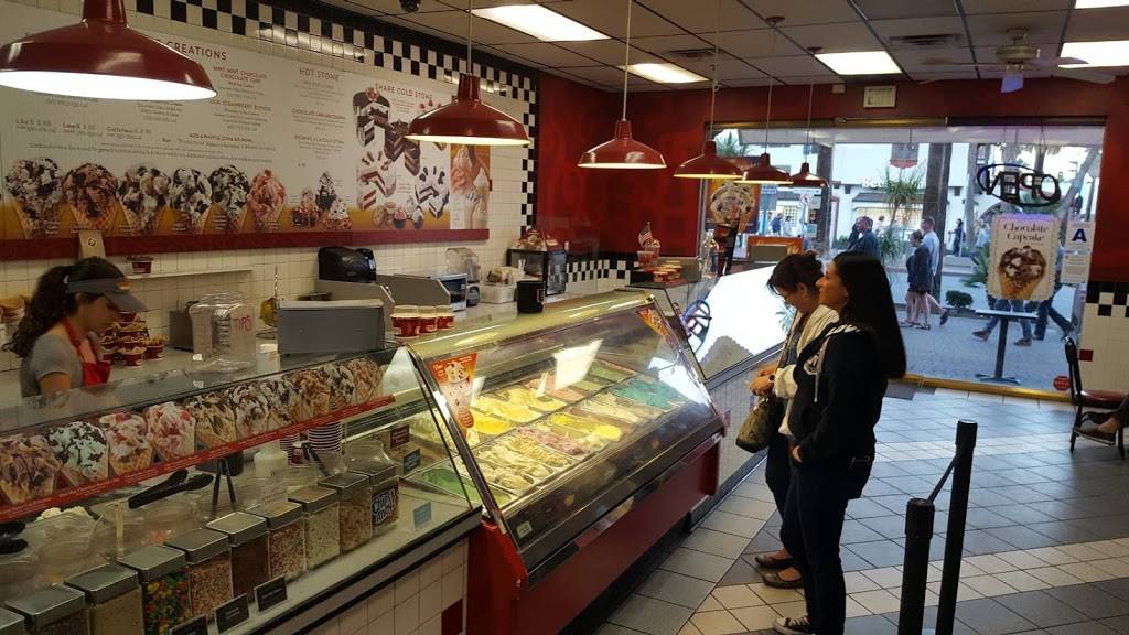 Cold Stone Creamery | bakery | 155 S Palm Canyon Dr Ste B-2, Palm Springs, CA 92262, USA | 7609802011 OR +1 760-980-2011