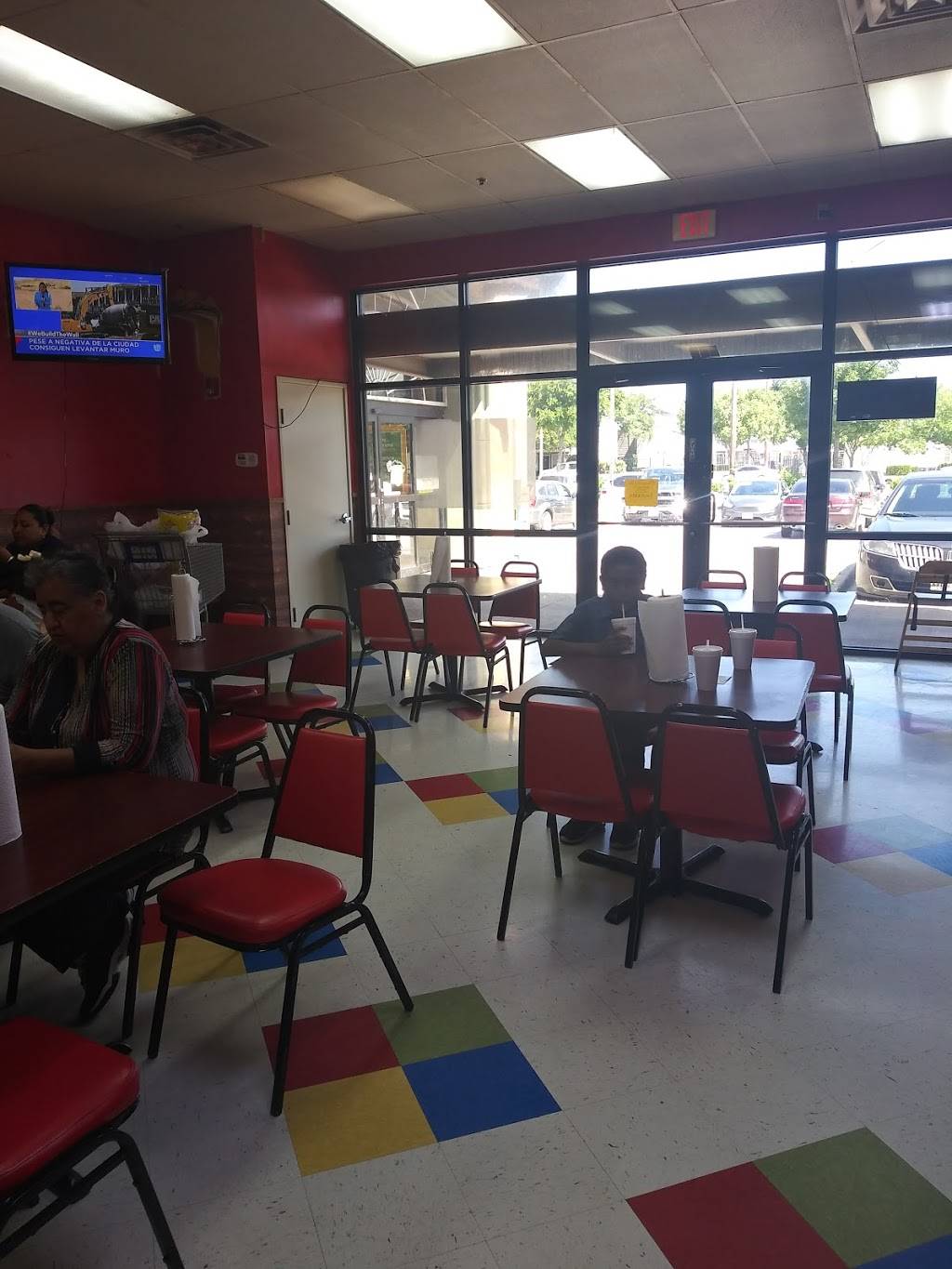 Cesars Tacos | restaurant | 100 W Pioneer Pkwy, Arlington, TX 76010, USA | 8172764580 OR +1 817-276-4580