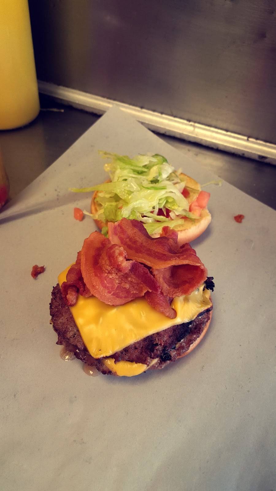 The Original Margies Beef Stand ON NORTH AVE. | meal takeaway | 4948 W North Ave, Chicago, IL 60639, USA | 7737477500 OR +1 773-747-7500