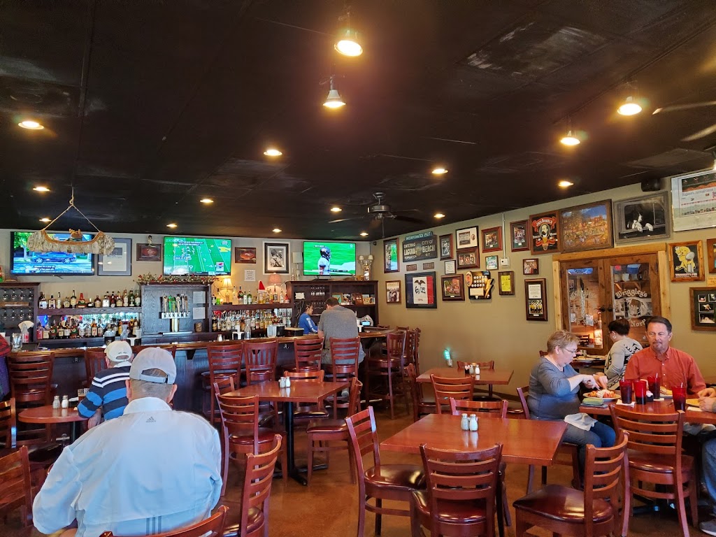 Wriggleys Pub | restaurant | 1530 Sun City Blvd #115, Georgetown, TX 78633, USA | 5129438064 OR +1 512-943-8064