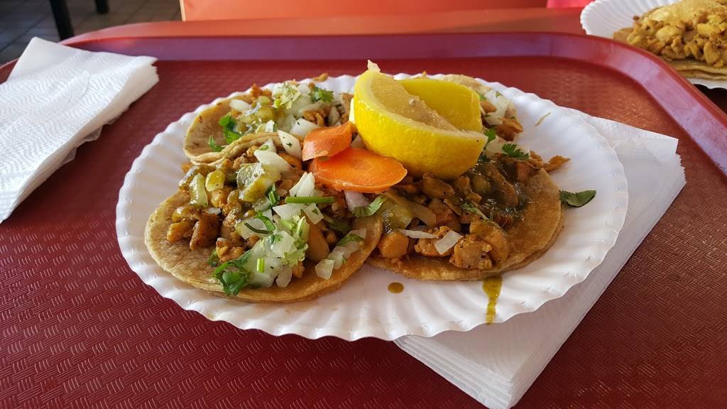 Tacos El Jaliscience | restaurant | 505 E Alisal St, Salinas, CA 93905, USA | 8317592381 OR +1 831-759-2381
