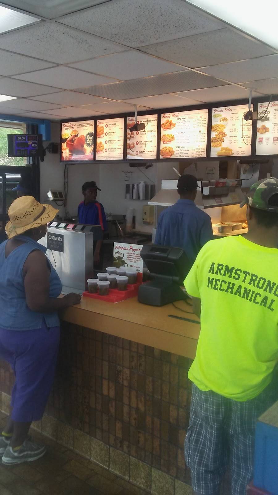 Churchs Chicken | restaurant | 333 E 159th St, Harvey, IL 60426, USA | 7083312157 OR +1 708-331-2157