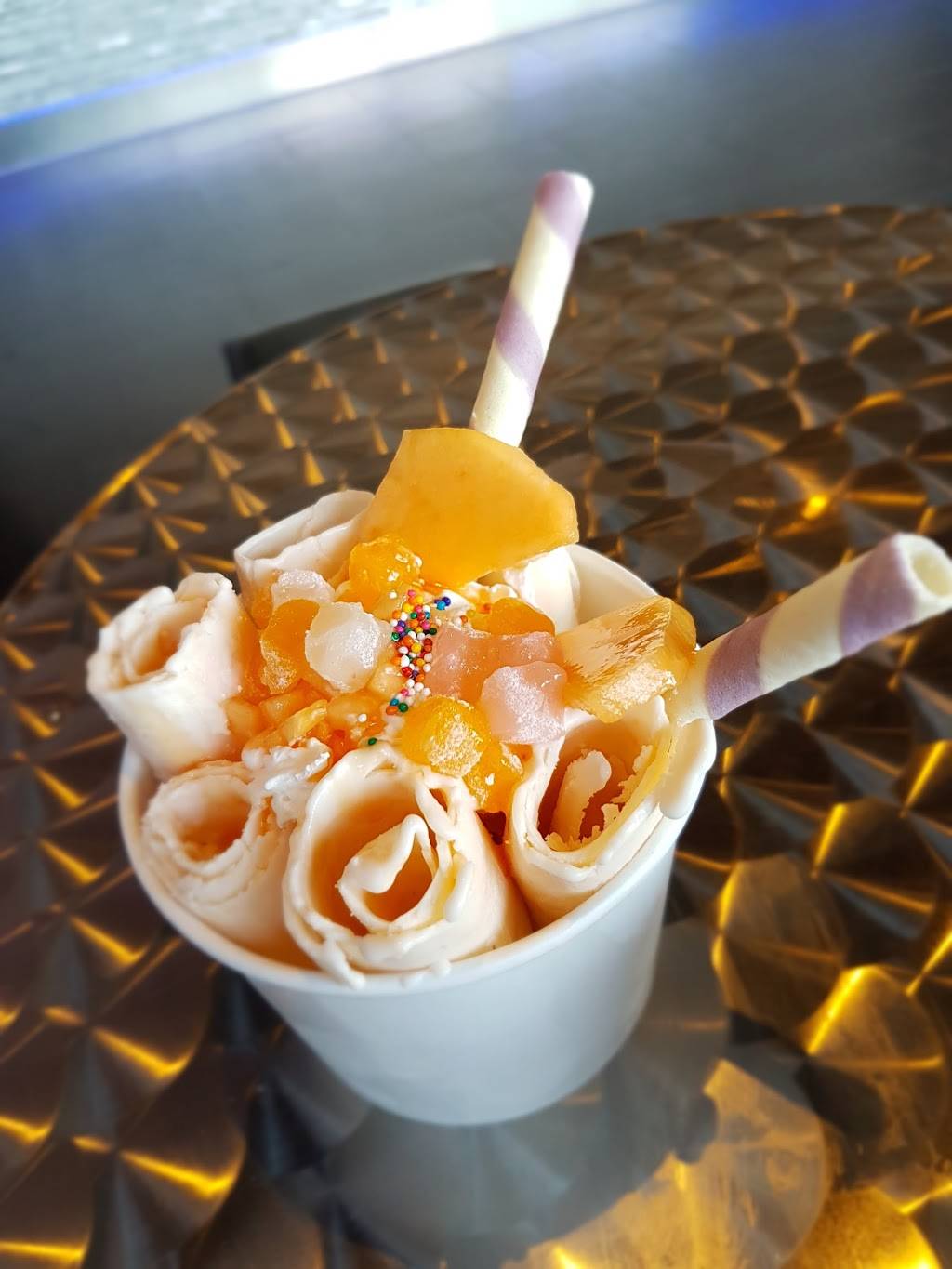 Sixteen Degrees Fahrenheit | restaurant | 6905 Stockton Blvd, Sacramento, CA 95823, USA | 9169175578 OR +1 916-917-5578