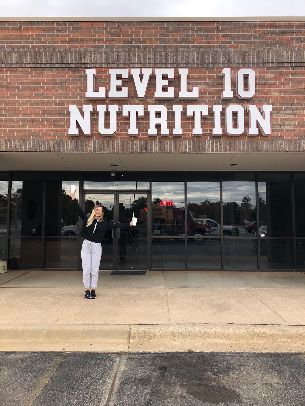 Level 10 Nutrition | restaurant | 1959 W Lindsey St, Norman, OK 73069, USA | 4059829011 OR +1 405-982-9011