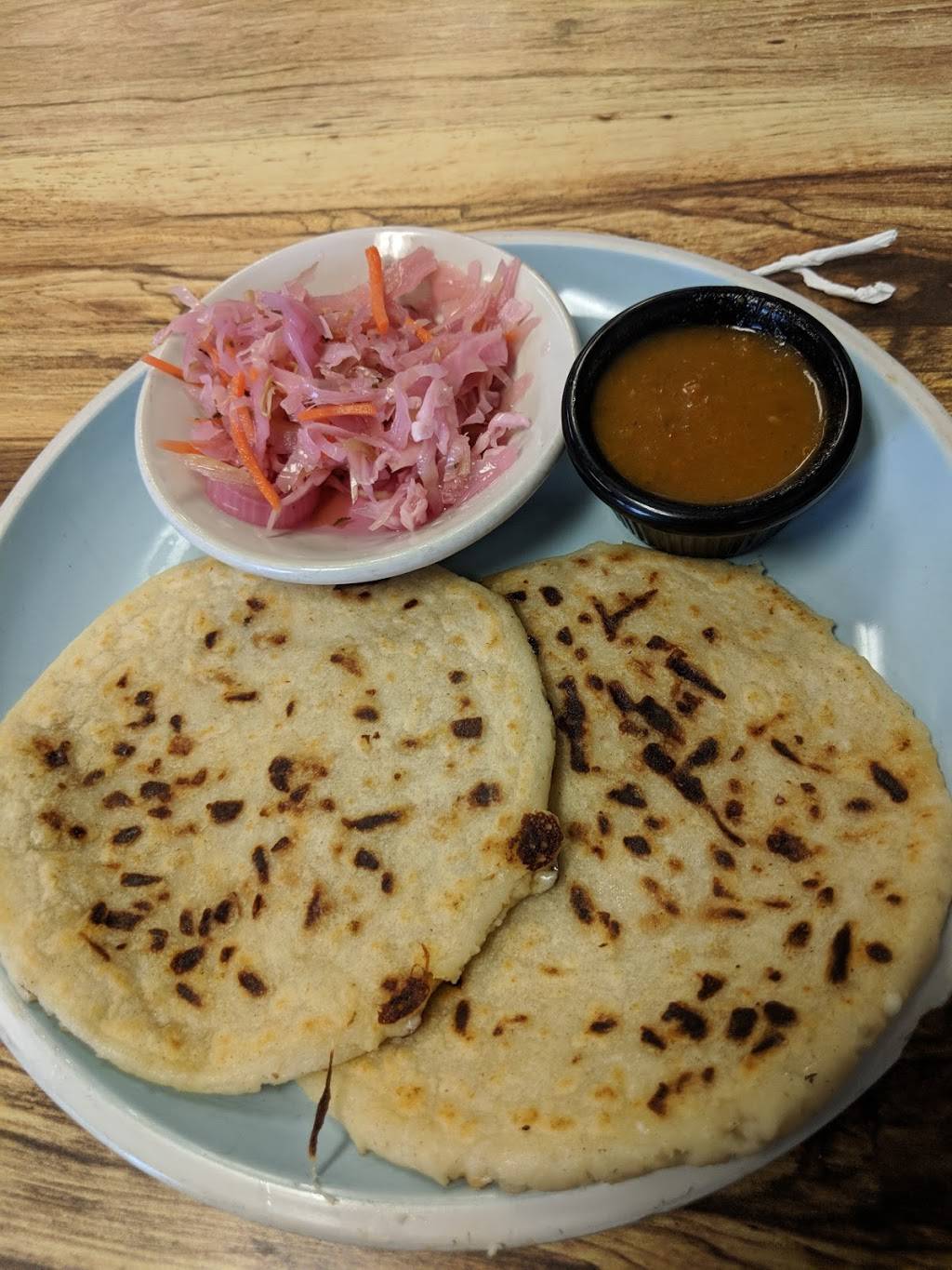 Las Tres Fronteras | restaurant | 7940 E 21st St, Tulsa, OK 74129, USA | 9189499358 OR +1 918-949-9358