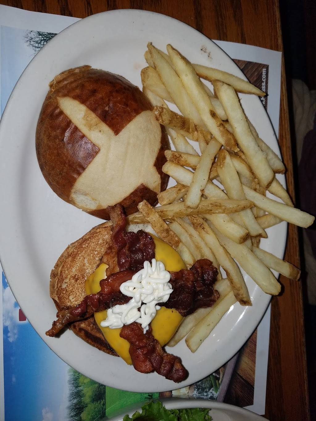 Hosss | restaurant | 441 Theatre Dr, Johnstown, PA 15904, USA | 8142627371 OR +1 814-262-7371