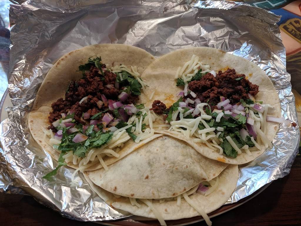 Sombrerito Mexican Restaurant | restaurant | 111 W Spring Creek Rd, East Peoria, IL 61611, USA | 3096985420 OR +1 309-698-5420