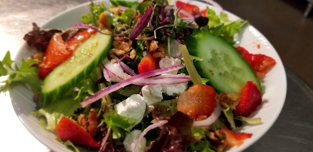 The Greenside Grille Restaurant | restaurant | 274 South St, Hingham, MA 02043, USA | 7817491720 OR +1 781-749-1720