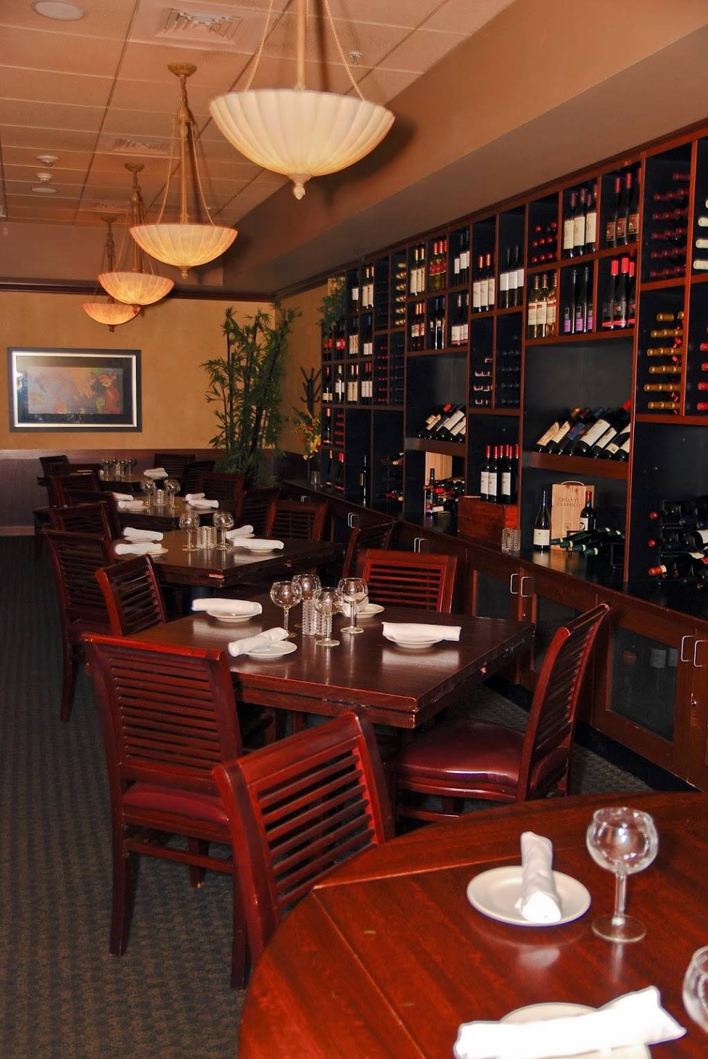 Bellinis Italian Eatery - Clifton Park | meal takeaway | 19 Clifton Country Rd, Clifton Park, NY 12065, USA | 5183482090 OR +1 518-348-2090