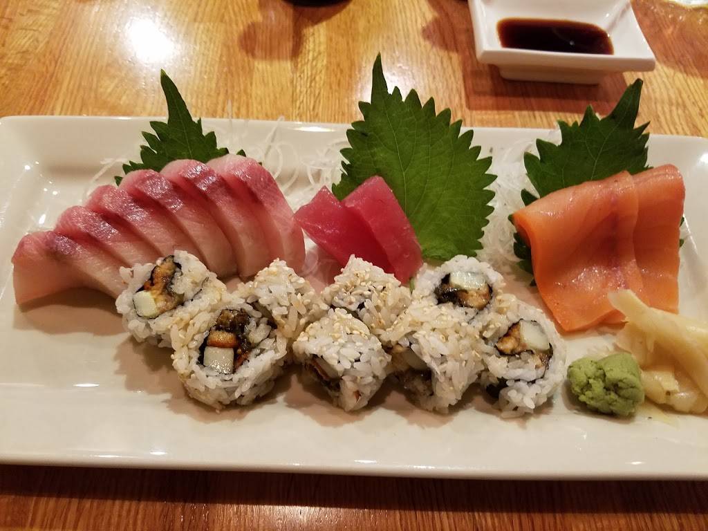 Nona Sushi | restaurant | 10743 Narcoossee Rd, Orlando, FL 32832, USA | 4073817777 OR +1 407-381-7777