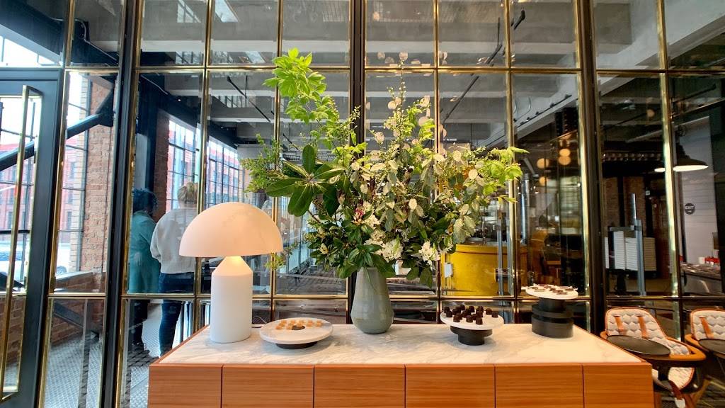 Bloom Chocolate Salon | restaurant | 2600 16th St, San Francisco, CA 94103, USA | 4153490942 OR +1 415-349-0942