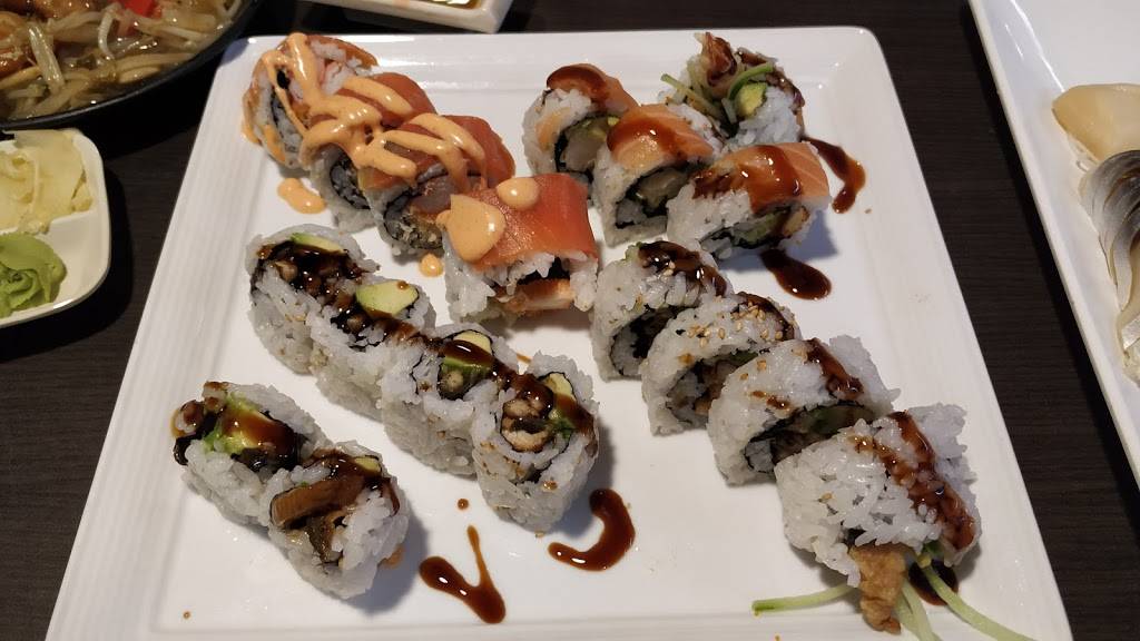 Sano Sushi Japanese Restaurant | restaurant | 8143 Yonge St, Thornhill, ON L4J 1W5, Canada | 9057719861 OR +1 905-771-9861