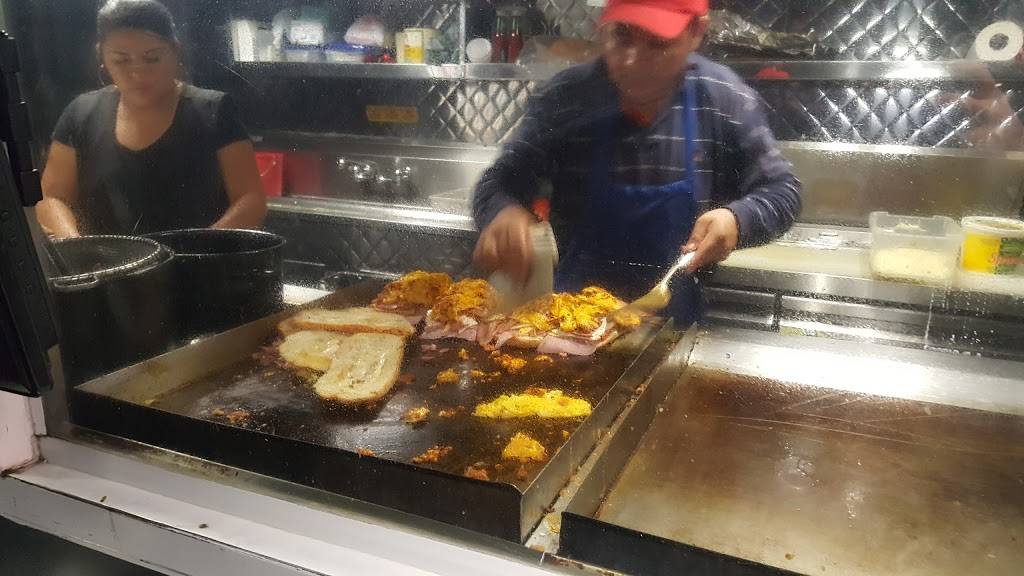 Super Tortas D.F. | restaurant | 1098 E 41st St, Los Angeles, CA 90011, USA | 3233518379 OR +1 323-351-8379