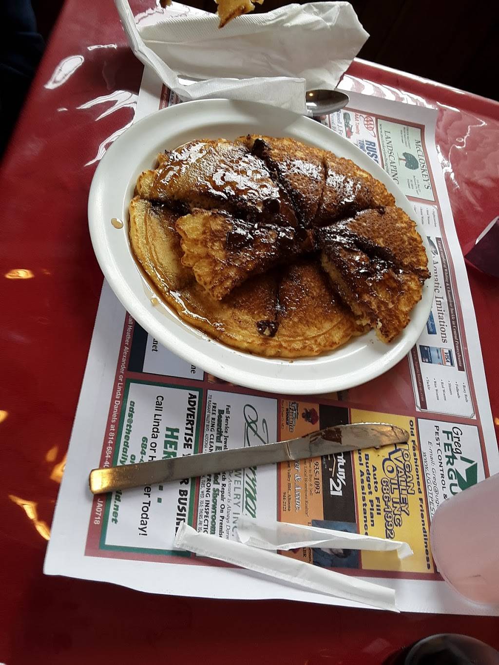 Nicolettas Family Restaurant | restaurant | 1700 8th Ave, Altoona, PA 16602, USA | 8149464463 OR +1 814-946-4463