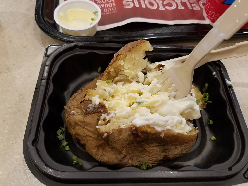 Wendys | restaurant | 3003 NE 8th St, Homestead, FL 33033, USA | 3052480223 OR +1 305-248-0223