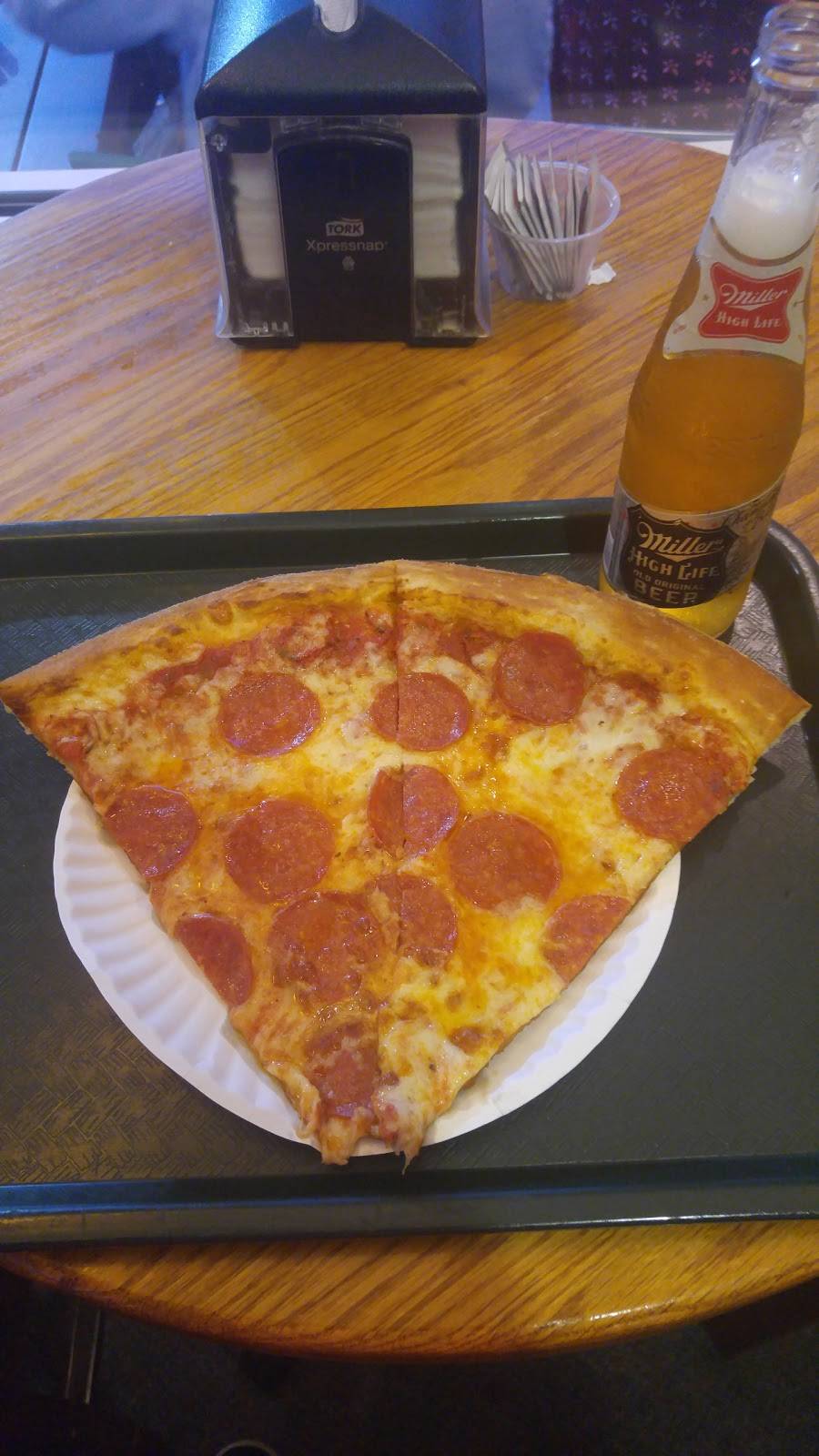 Carmellas Pizza and Grill | restaurant | 8124 S Tryon St, Charlotte, NC 28273, USA | 7045042311 OR +1 704-504-2311