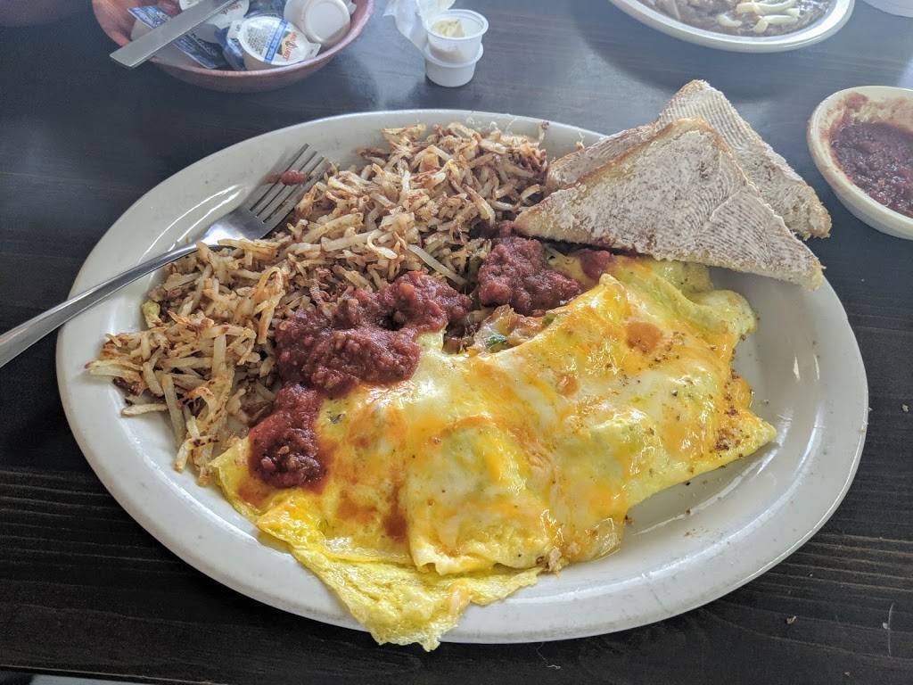 Castillos Rio Grande Cafe | restaurant | 802 E Rd, Stephenville, TX 76401, USA | 2549685556 OR +1 254-968-5556