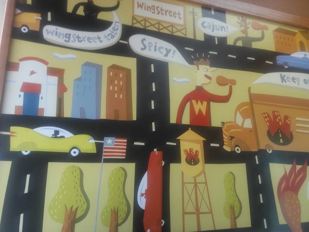 Pizza Hut | meal takeaway | 7900 N May Ave, Oklahoma City, OK 73120, USA | 4058435155 OR +1 405-843-5155