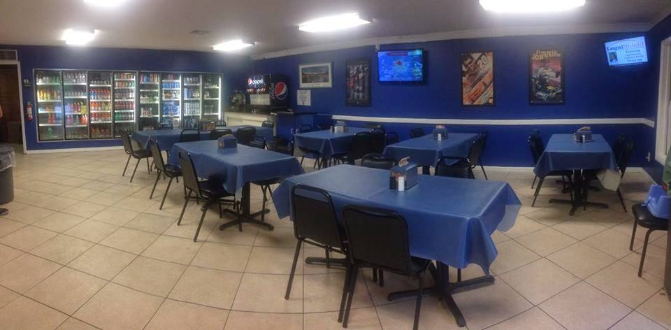 Champs Food Mart & Pizza | restaurant | 4104 Oleander Ave, Fort Pierce, FL 34982, USA | 7724644215 OR +1 772-464-4215