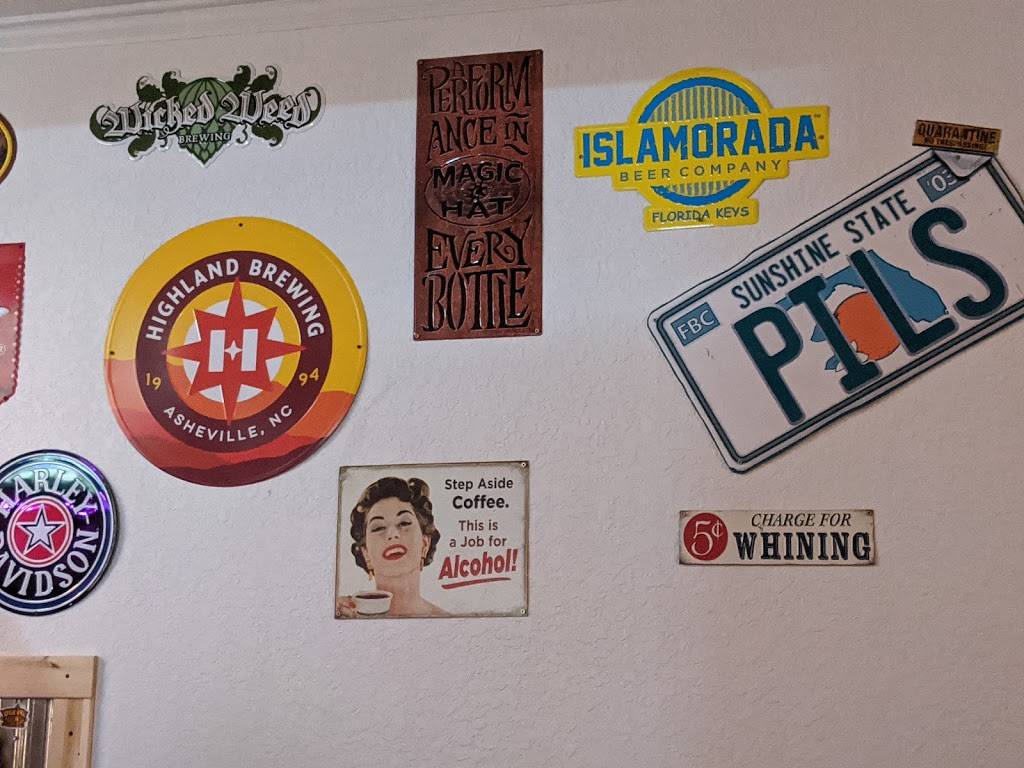 The Pint Size Pub | restaurant | 110 S 5th St, Leesburg, FL 34748, USA | 3524600383 OR +1 352-460-0383