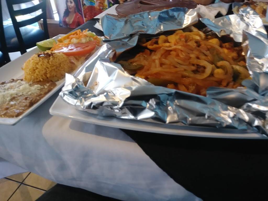 El Cangrejito Restaurant | restaurant | 12655 Westminster Ave, Santa Ana, CA 92706, USA | 7142655041 OR +1 714-265-5041