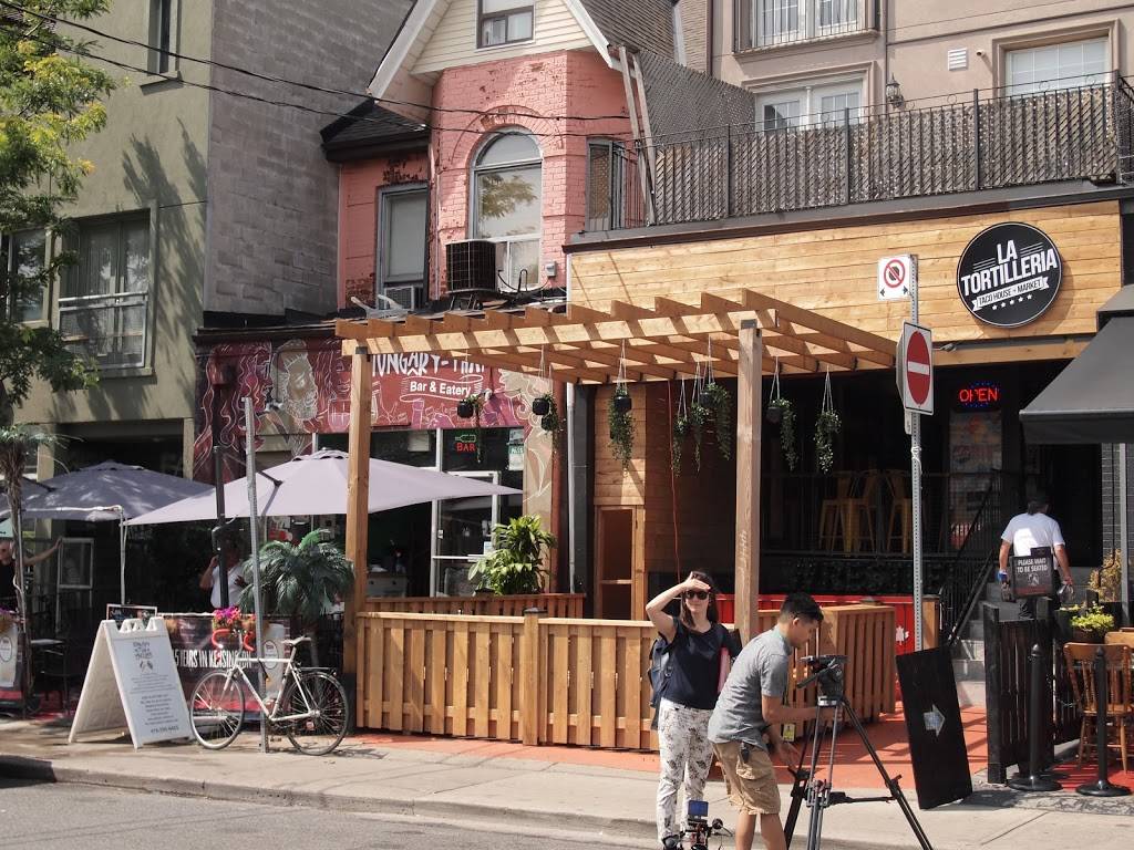 Hungary Thai | restaurant | 196 Augusta Ave, Toronto, ON M5T 2L6, Canada | 4165956405 OR +1 416-595-6405