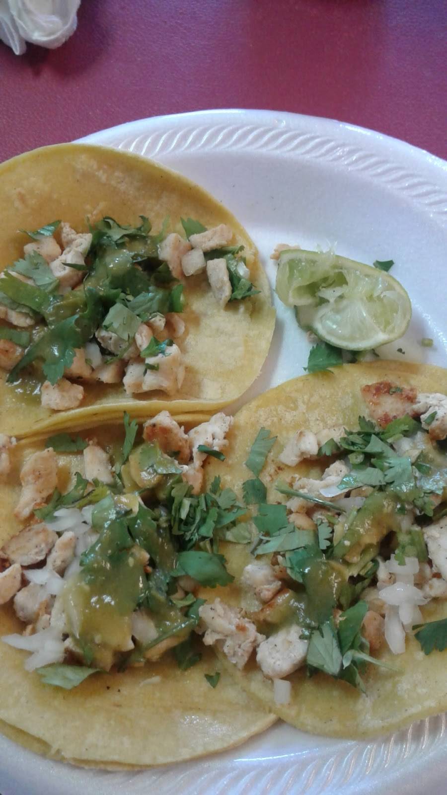 Tacos Lucerito | restaurant | 2065 S High St, Longview, TX 75602, USA | 9032363070 OR +1 903-236-3070