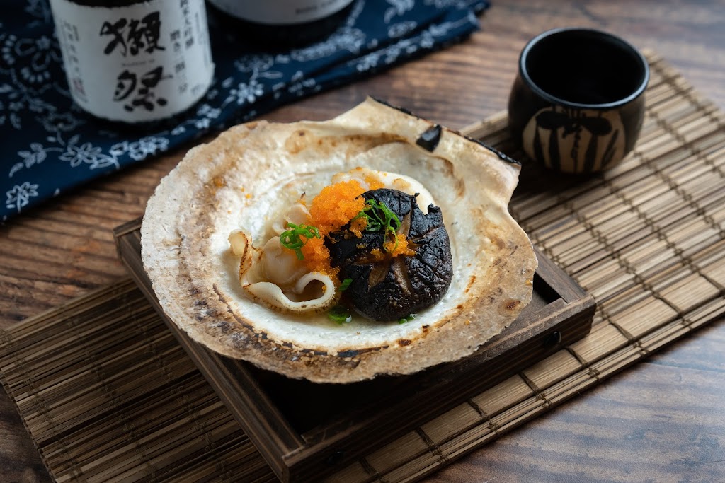 Kimura | restaurant | 31 St Marks Pl, New York, NY 10003, USA | 2125981188 OR +1 212-598-1188