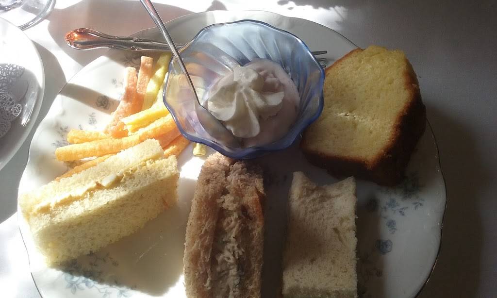 Holly Berry Tea Room | restaurant | 501 E Main St #4, League City, TX 77573, USA | 2815574433 OR +1 281-557-4433