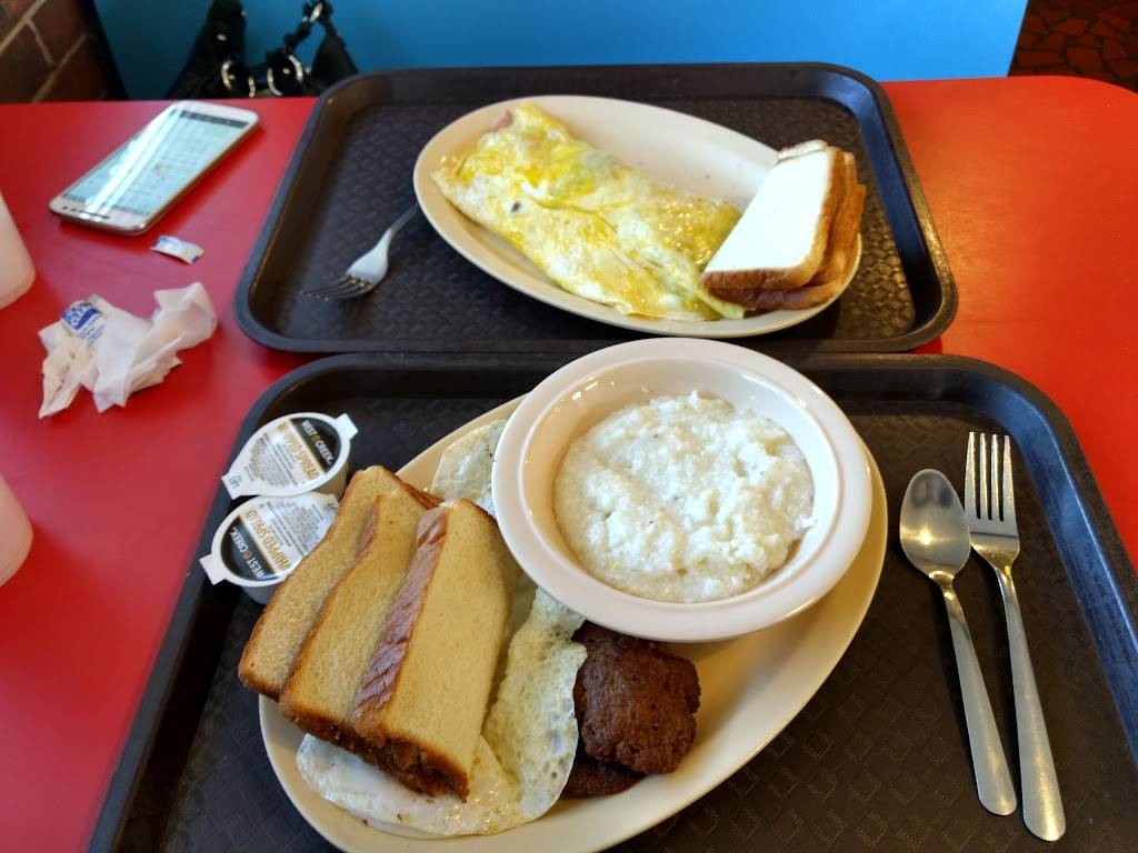 Red Rooster | restaurant | 9334, 242 Battleground Rd, Cowpens, SC 29330, USA | 8644634057 OR +1 864-463-4057