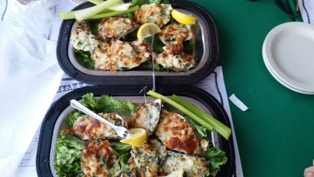Myakka River Oyster Bar | restaurant | 121 Playmore Dr, Venice, FL 34293, USA | 9414239616 OR +1 941-423-9616