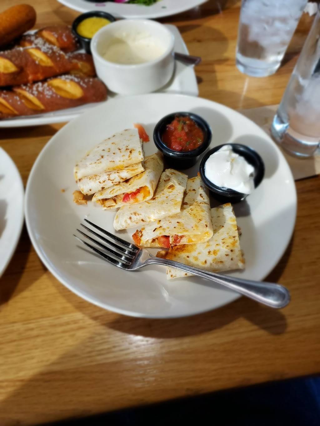 Applebees Grill + Bar | restaurant | 10305 S Eastern Ave, Henderson, NV 89052, USA | 7029908646 OR +1 702-990-8646