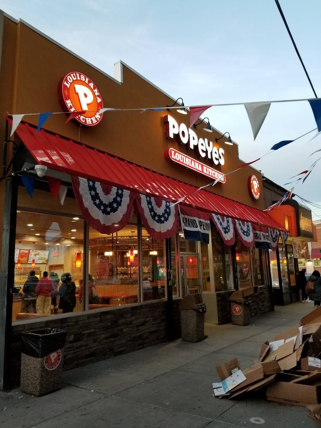 Popeyes Louisiana Kitchen | restaurant | 4397 White Plains Rd, Bronx, NY 10466, USA | 7186531100 OR +1 718-653-1100