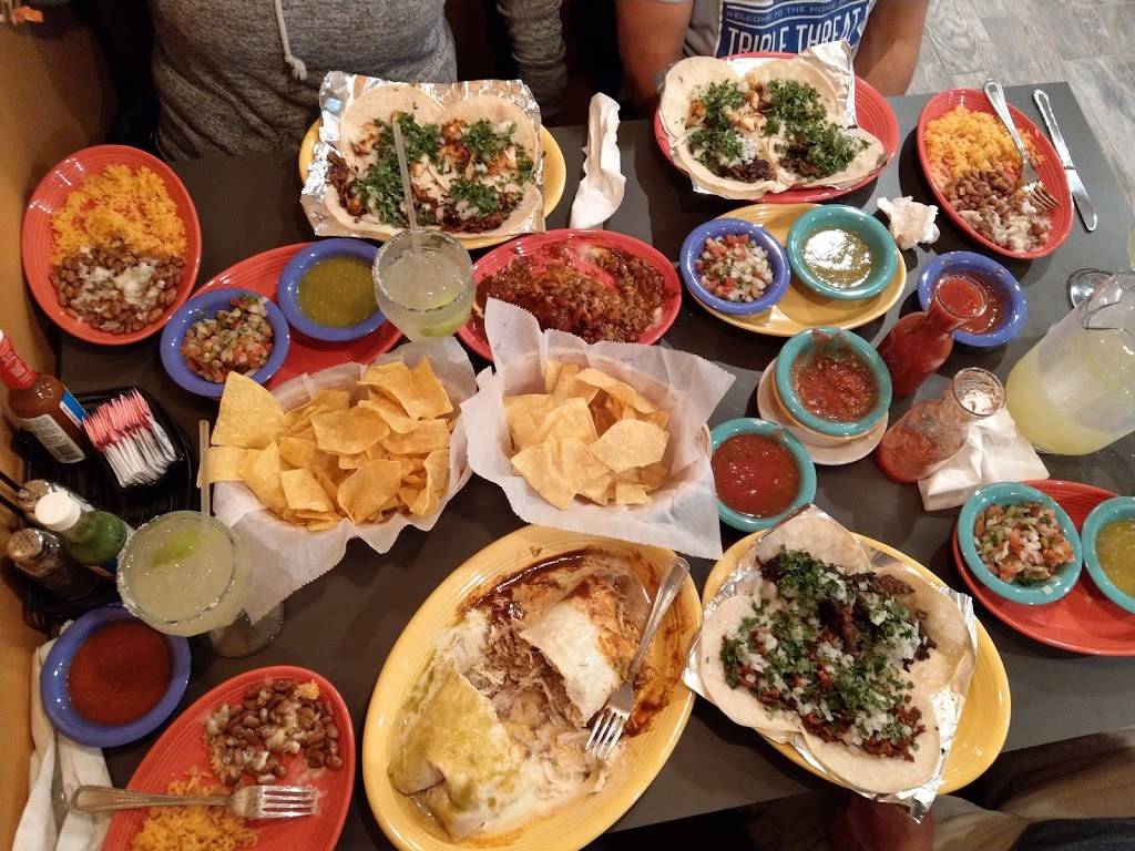 La Hacienda | restaurant | 24 E Monroe St, Buckner, MO 64016, USA | 8162493455 OR +1 816-249-3455