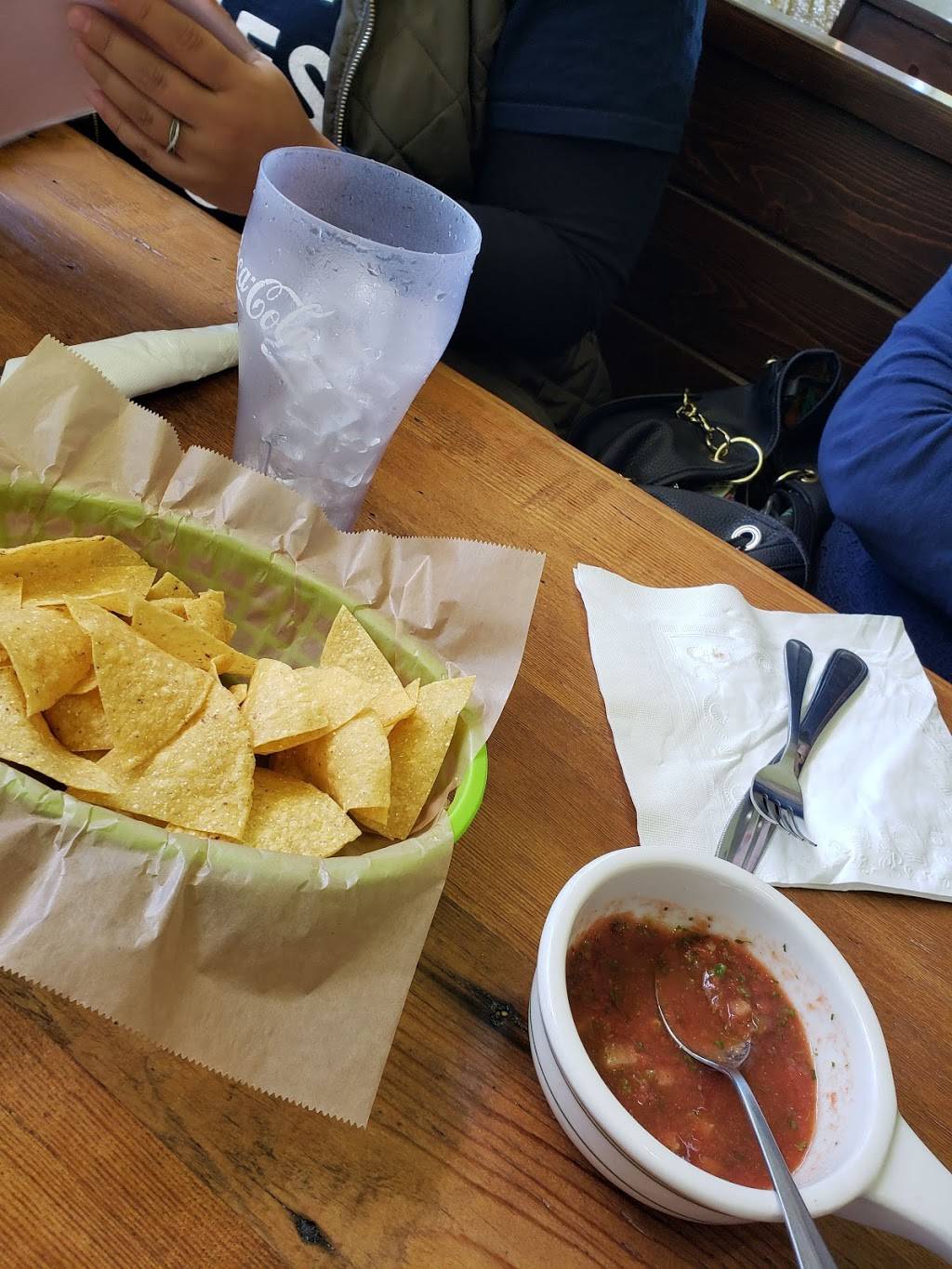 Arcoiris Mexican Restaurant | restaurant | 9124 Veterans Dr SW, Lakewood, WA 98498, USA | 2535821818 OR +1 253-582-1818