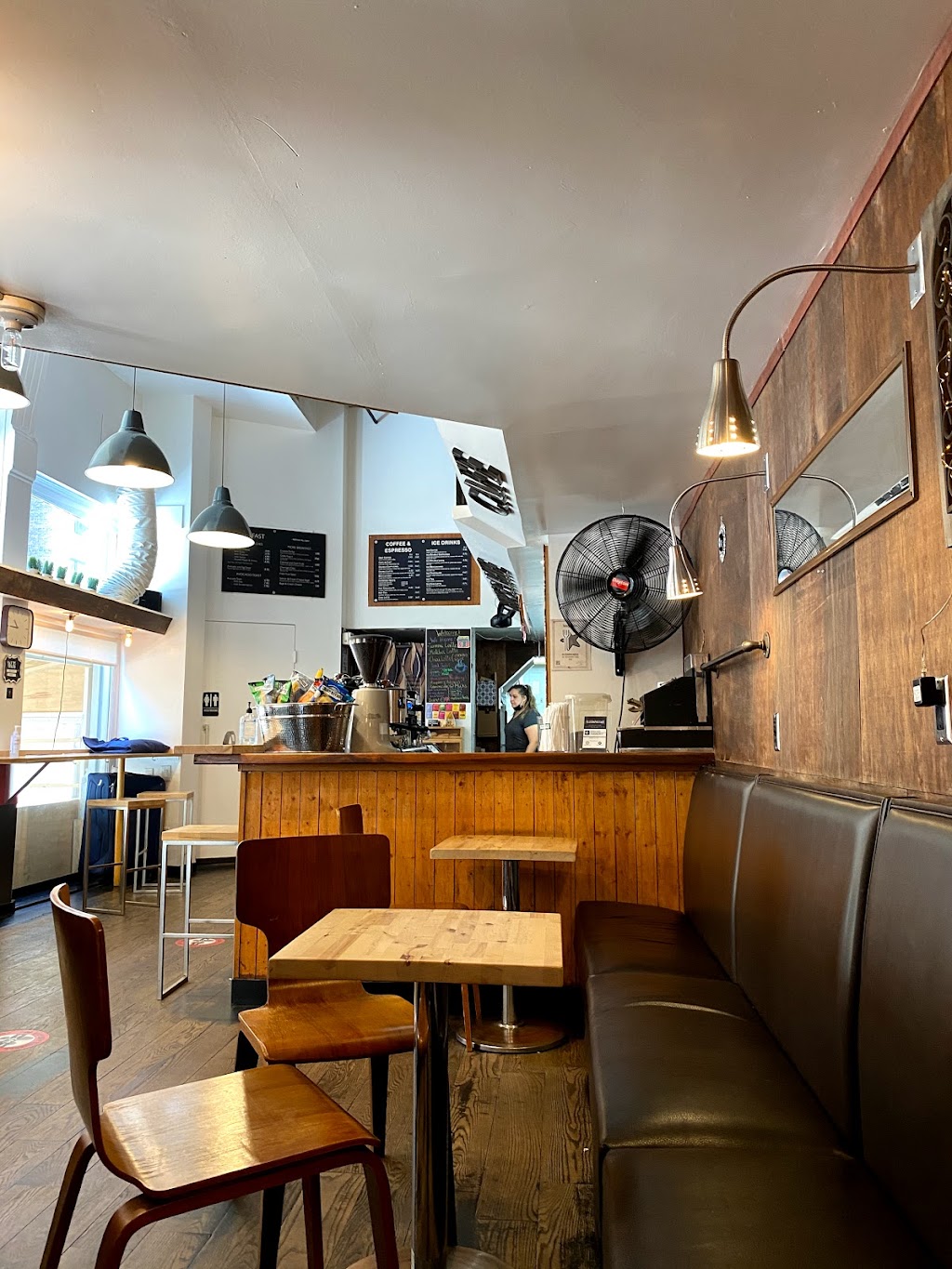 Telegraphe Cafe. | cafe | 107 W 18th St, New York, NY 10011, USA | 2124885810 OR +1 212-488-5810